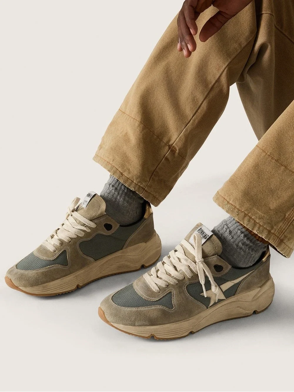 Golden Goose Men’s Running Sole Sneakers - Picture 11 of 11